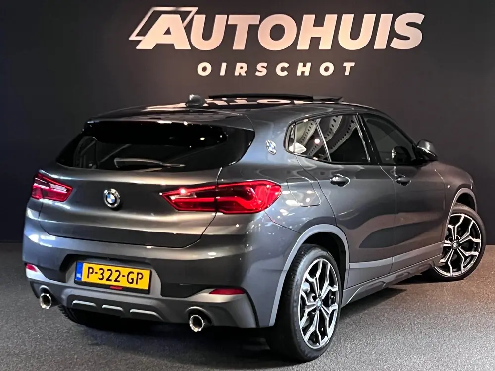 BMW X2 SDrive20i High Executive/ Pano/ Memory/ Keyless/ ACC/ uit 2019, foto 2