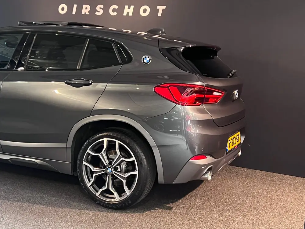 BMW X2 SDrive20i High Executive/ Pano/ Memory/ Keyless/ ACC/ uit 2019, foto 8
