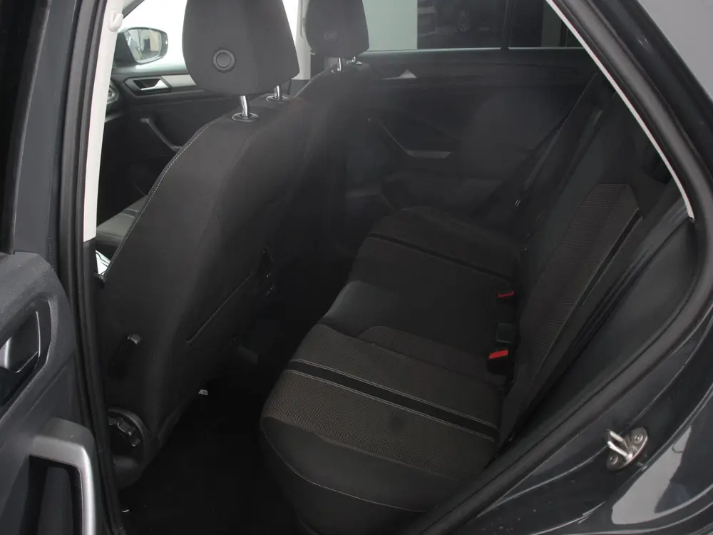 Volkswagen T-Roc 1.5 TSI 150pk DSG Style Team Climate Contro uit 2021, foto 12
