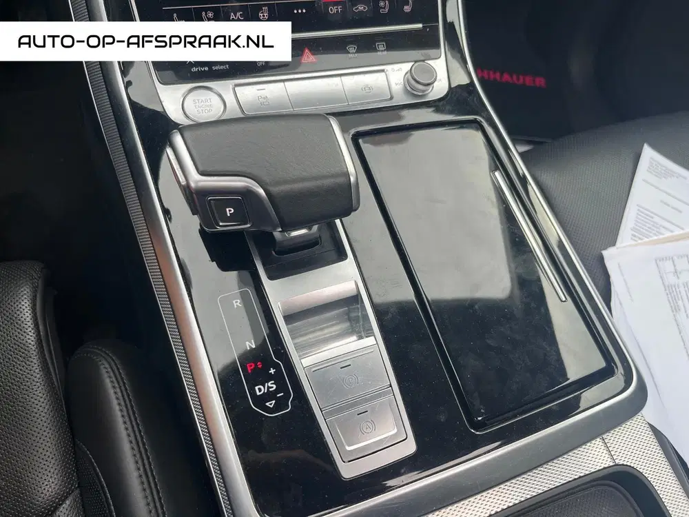 Audi Q7 55 TFSI e quattro S-line Pano Trekhaak Lee uit 2020, foto 13