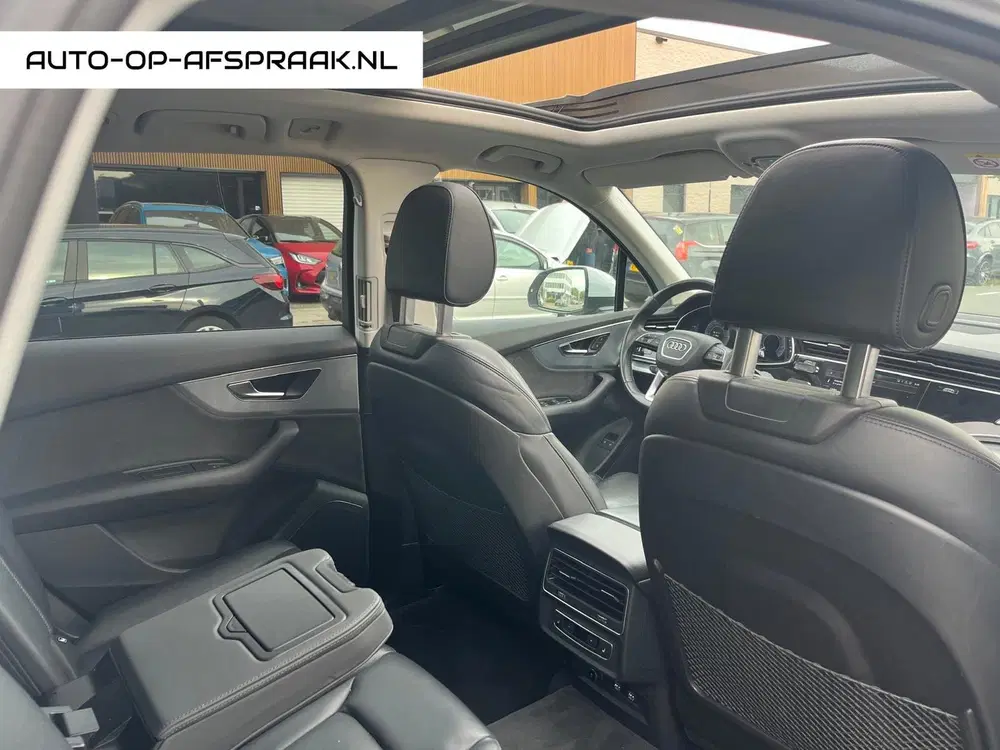Audi Q7 55 TFSI e quattro S-line Pano Trekhaak Lee uit 2020, foto 19