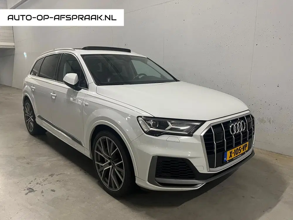 Audi Q7 55 TFSI e quattro S-line Pano Trekhaak Lee uit 2020, foto 3
