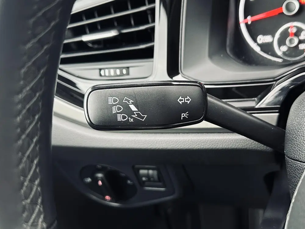 Volkswagen Polo 1.0 TSI Beats uit 2019, foto 15
