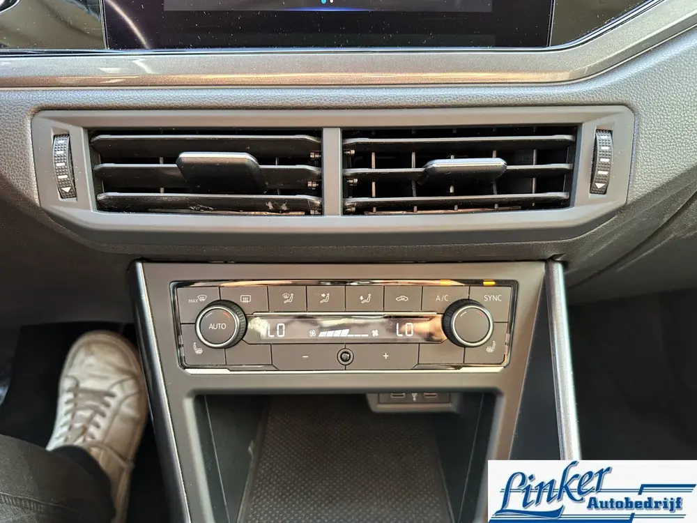 Volkswagen Polo 1.0 TSI Highline - VIRTUAL | LM VELGEN |PDC uit 2021, foto 19
