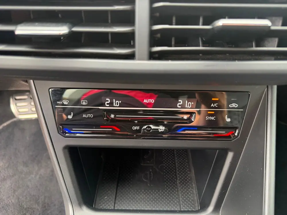 Volkswagen Polo 1.0 TSI R-Line Automaat | Matrix LED | ACC | uit 2023, foto 17
