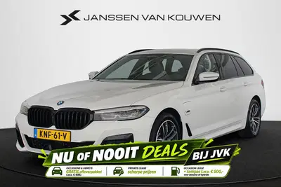 BMW 5-serie 530e M Sport Trekhaak Adaptieve Cruise C uit 2023