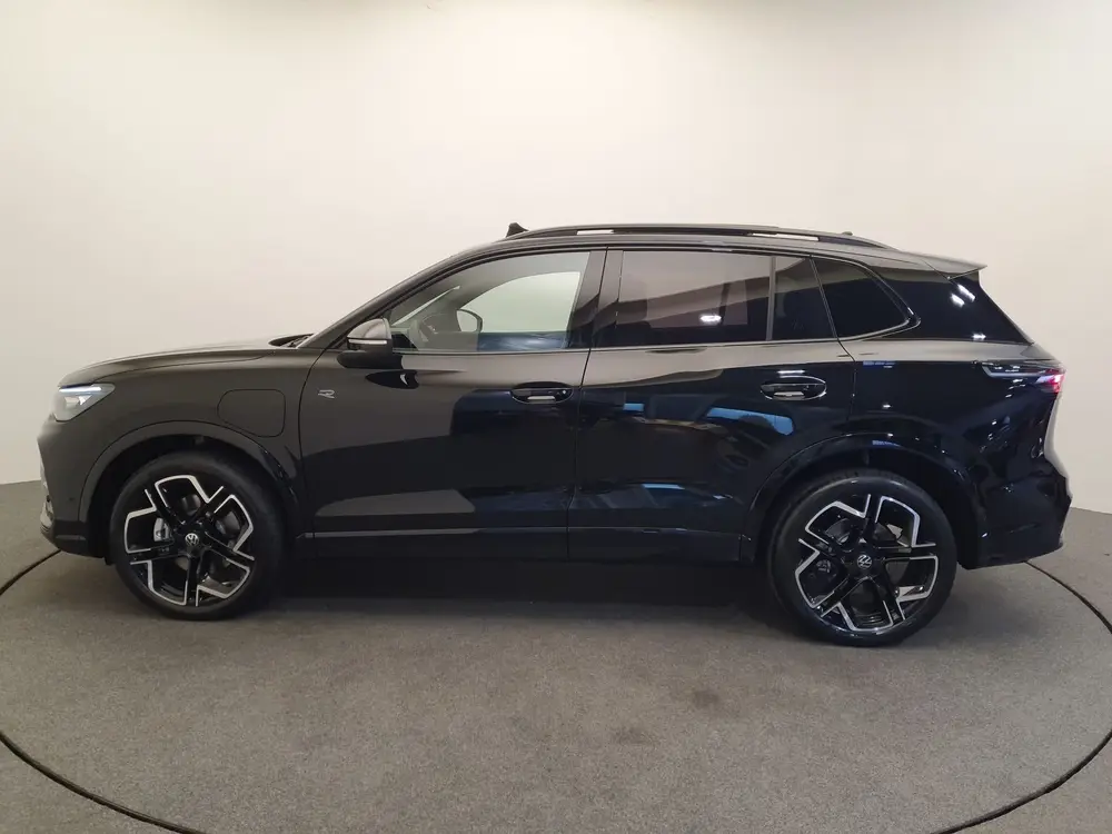 Volkswagen Tiguan 1.5 eHybrid 272pk DSG/AUT R-Line Wegklapba uit 2026, foto 2
