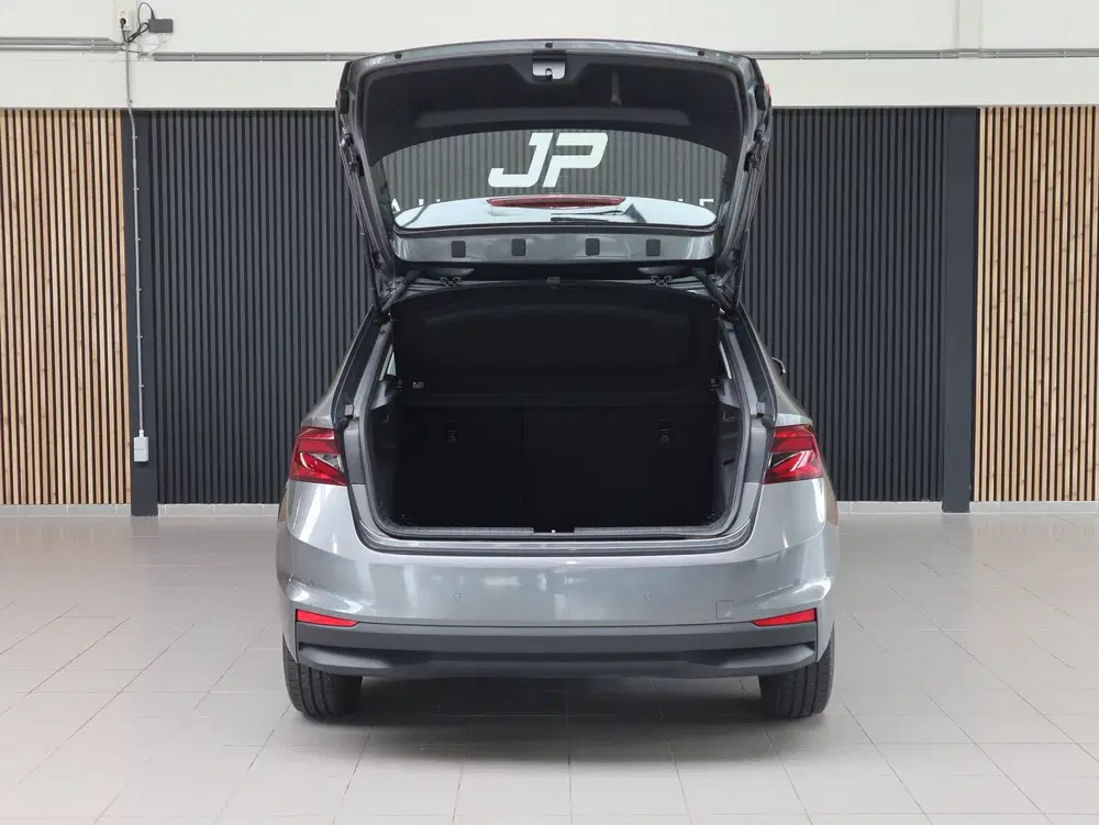 Skoda Fabia 1.0 TSI Ambition AIRCO uit 2023, foto 16