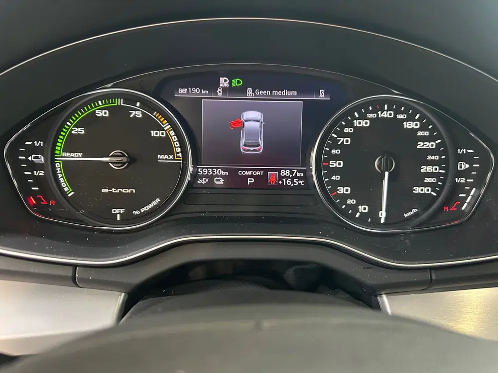Audi Q5 50 TFSI e S-LINE uit 2021, foto 16