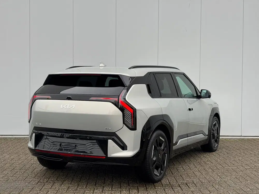 Kia EV3 GT-PlusLine 81.4 kWh uit 2026, foto 6