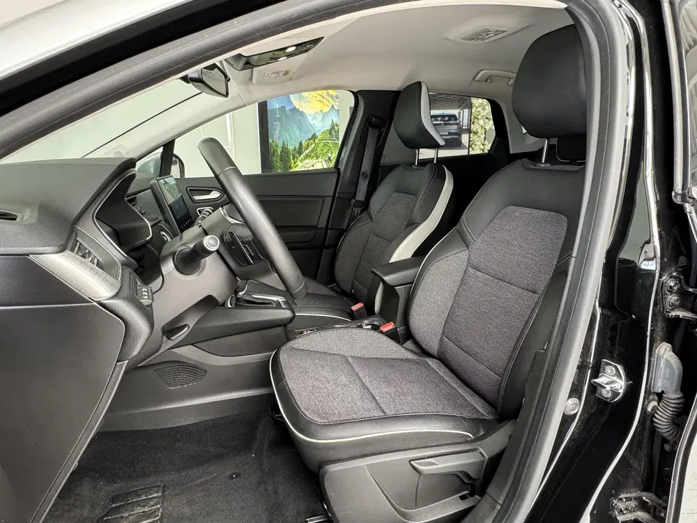 Renault Captur 1.3 TCe 140 Intens uit 2021, foto 7