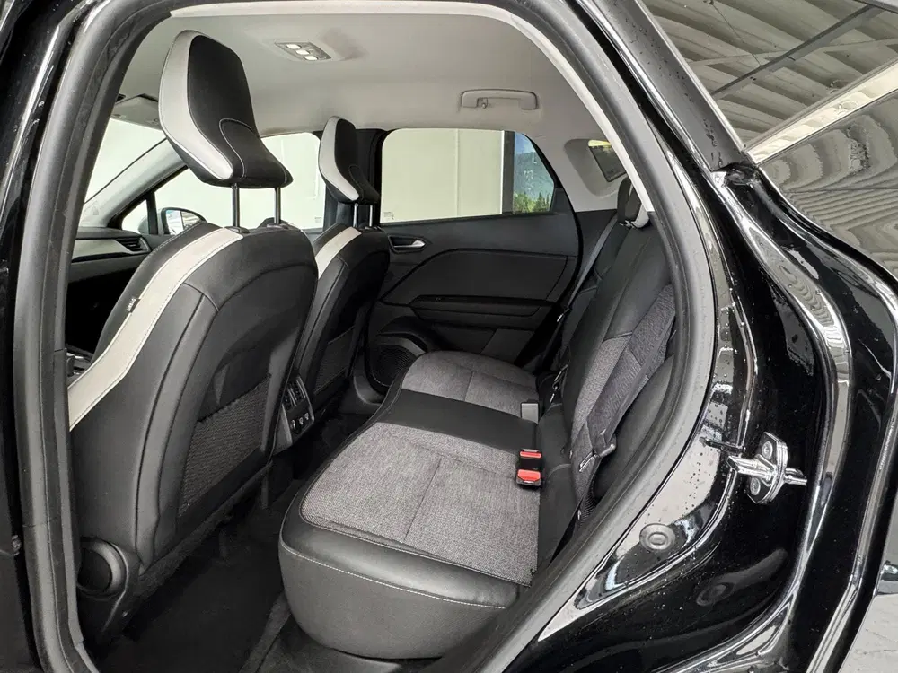 Renault Captur 1.3 TCe 140 Intens uit 2021, foto 8