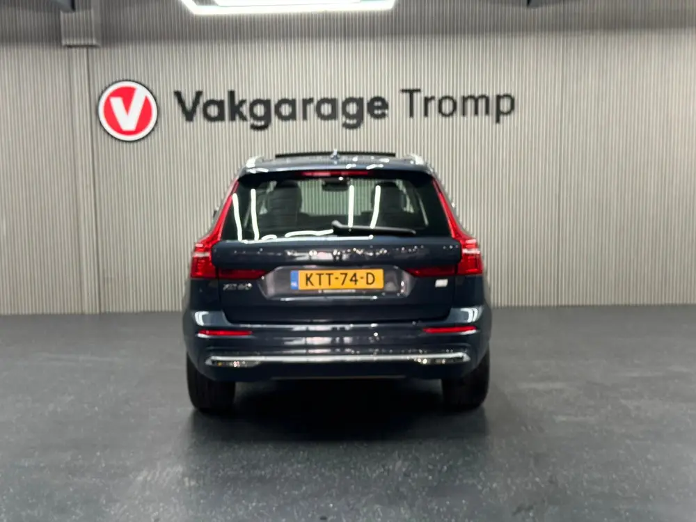 Volvo XC60 2.0 T6 Plug-in pano uit 2021, foto 6