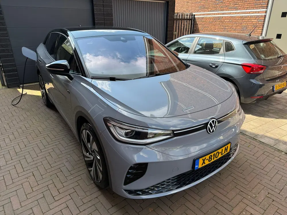 Volkswagen ID.5 GTX 299pk 4MOTION model 2024 uit 2023, foto 3
