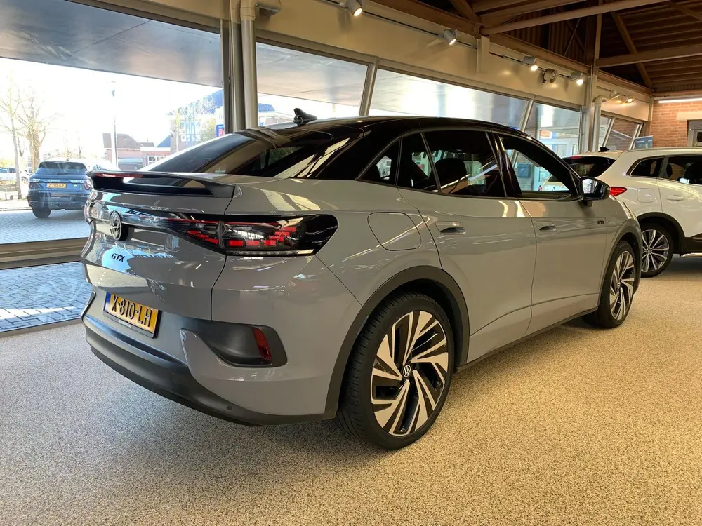 Volkswagen ID.5 GTX 299pk 4MOTION model 2024 uit 2023, foto 8