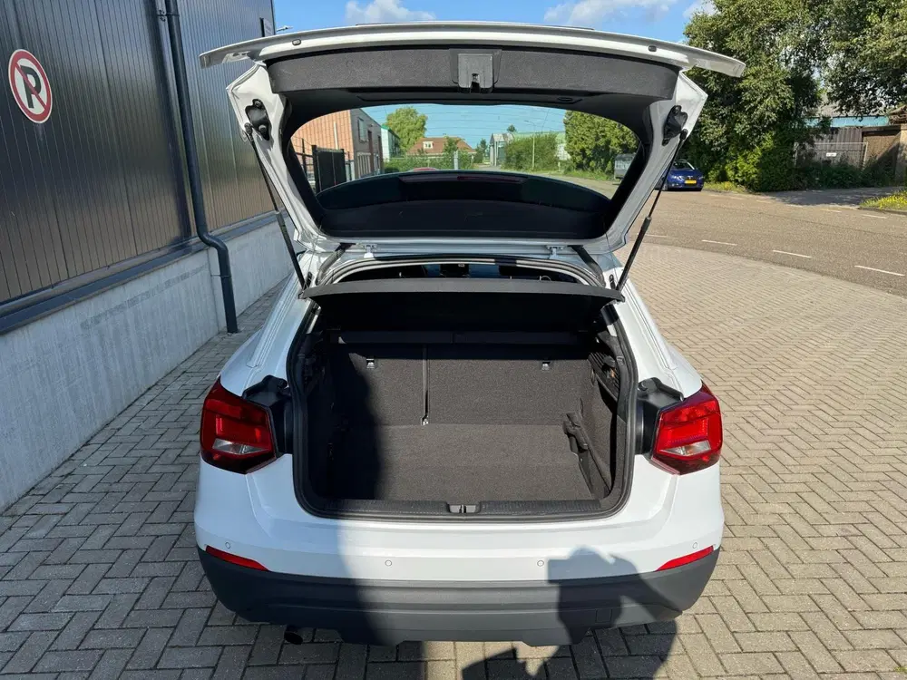 Audi Q2 30 TFSI epic uit 2019, foto 15