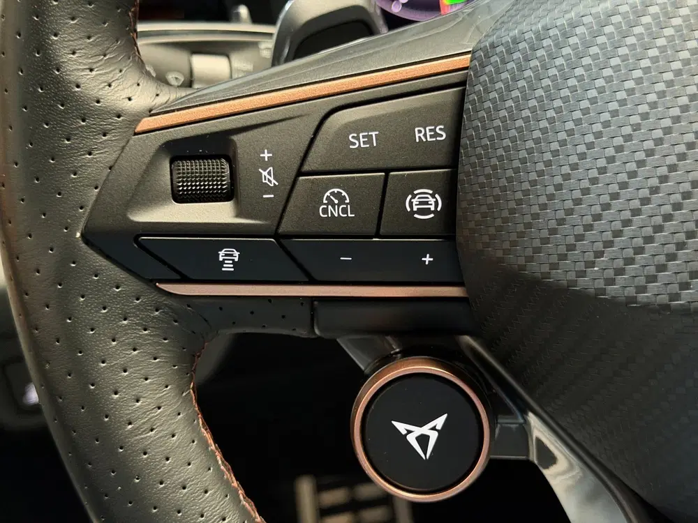 Cupra Terramar 1.5 TSI e-Hybrid Business uit 2026, foto 15