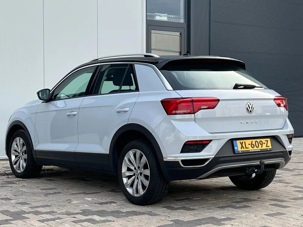 Volkswagen T-Roc 1.5 TSI Style Business Automaat uit 2019, foto 4