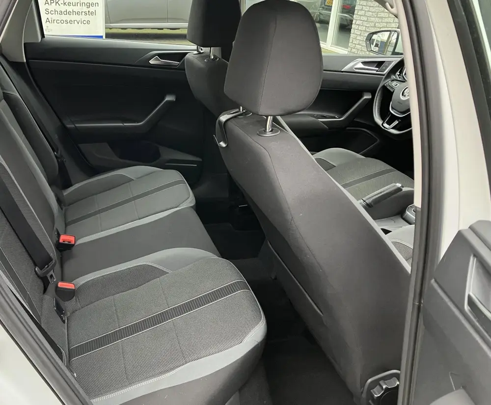 Volkswagen Polo 1.0 TSI Highline Navi Carplay LM PDC uit 2021, foto 15