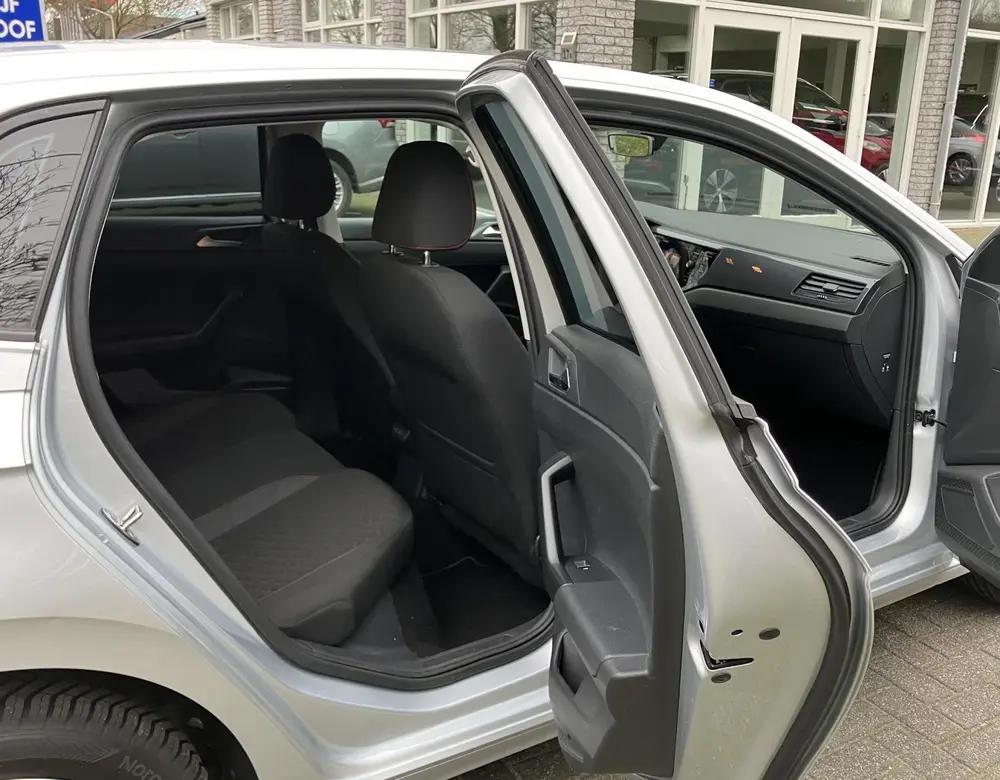 Volkswagen Polo 1.0 MPI Comfortline Navi Carplay PDC LM uit 2019, foto 10
