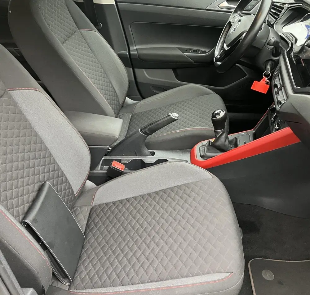 Volkswagen Polo 1.0 MPI Comfortline Navi Carplay PDC LM uit 2019, foto 16