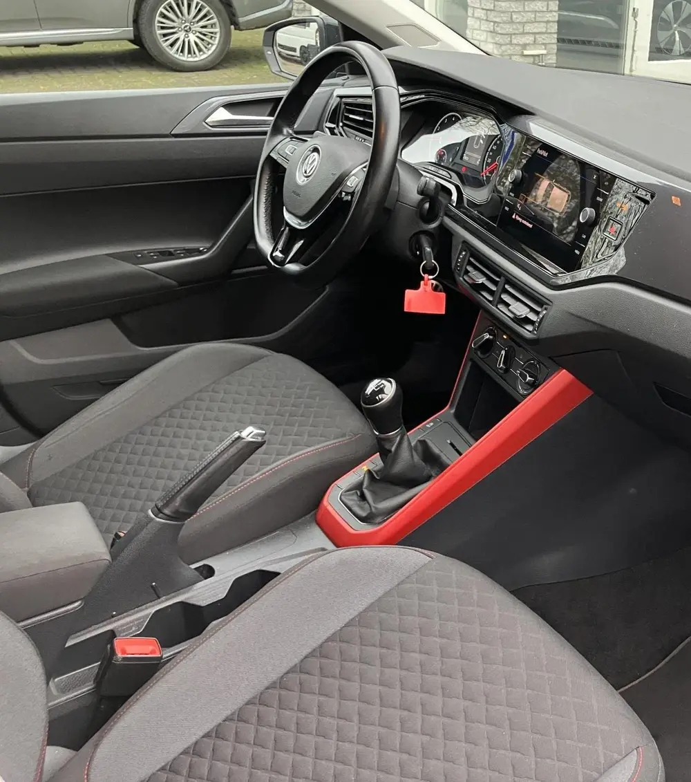 Volkswagen Polo 1.0 MPI Comfortline Navi Carplay PDC LM uit 2019, foto 17