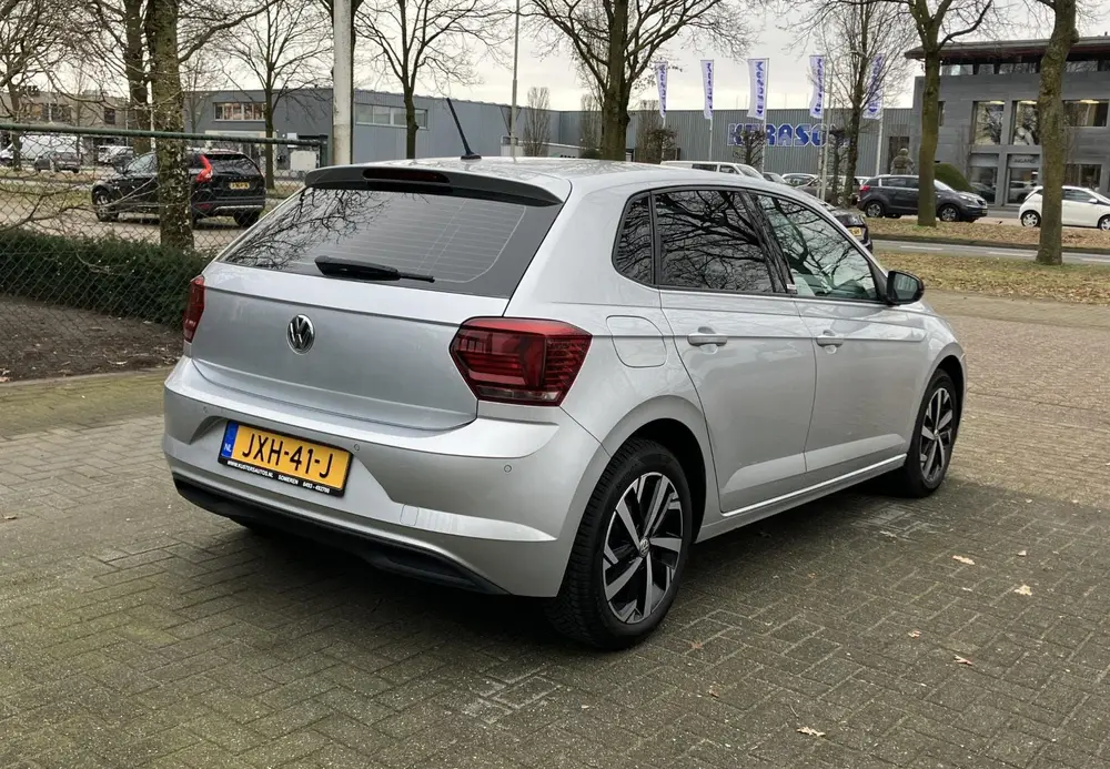 Volkswagen Polo 1.0 MPI Comfortline Navi Carplay PDC LM uit 2019, foto 6