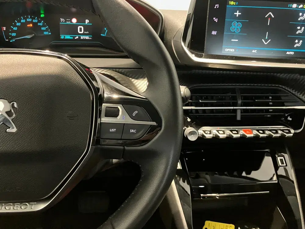 Peugeot 208 EV Allure 50 kWh uit 2023, foto 17