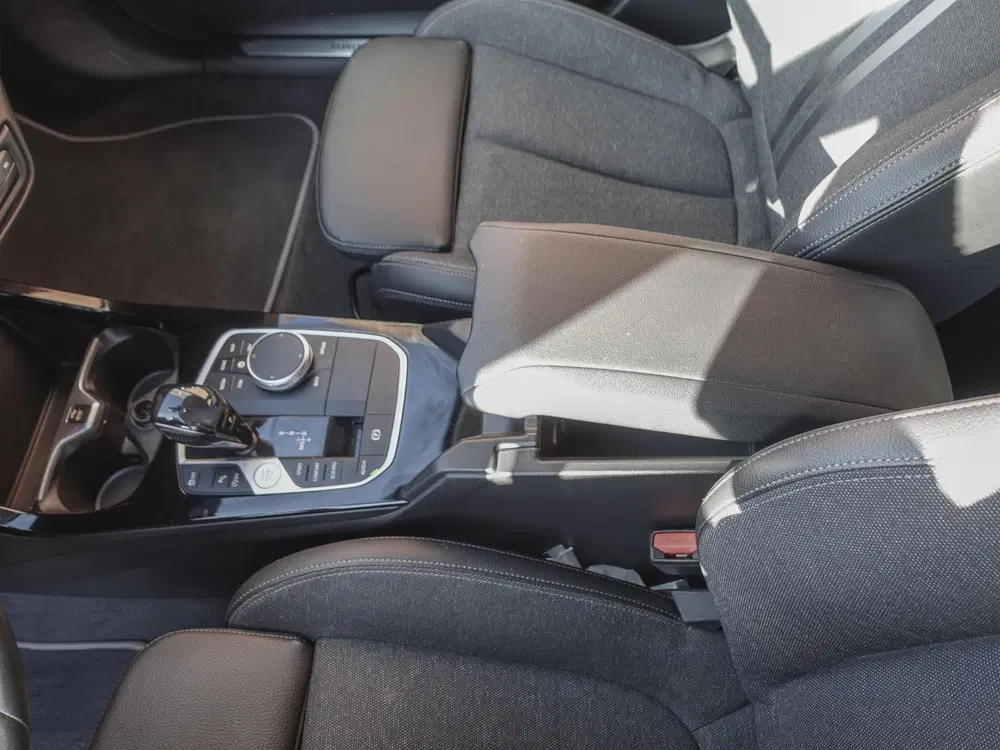BMW 1-serie 118i Executive Edition Navigatie Apple Car uit 2020, foto 16