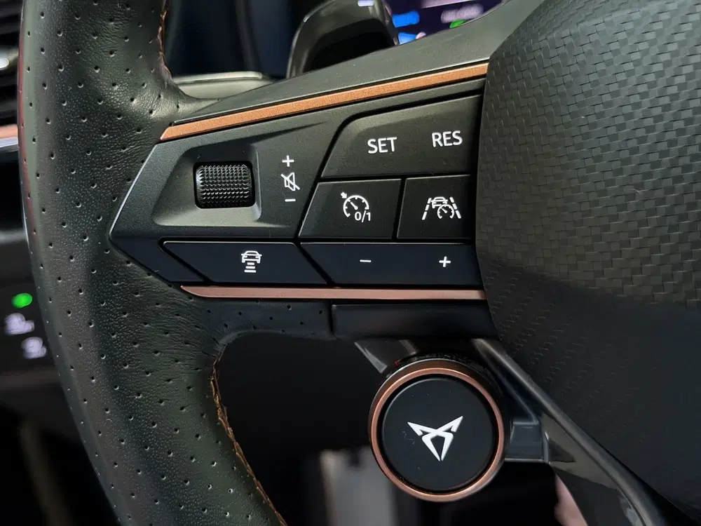 Cupra Formentor 1.4 e-Hybrid VZ Copper uit 2023, foto 15