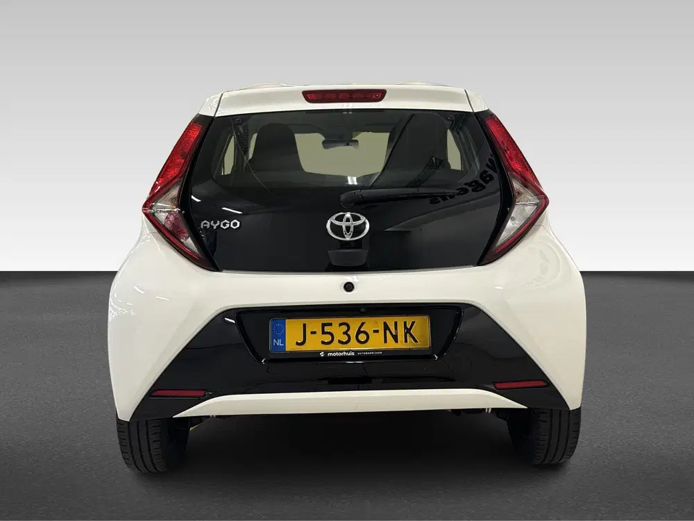 Toyota Aygo 1.0 VVT-i x-play uit 2020, foto 10