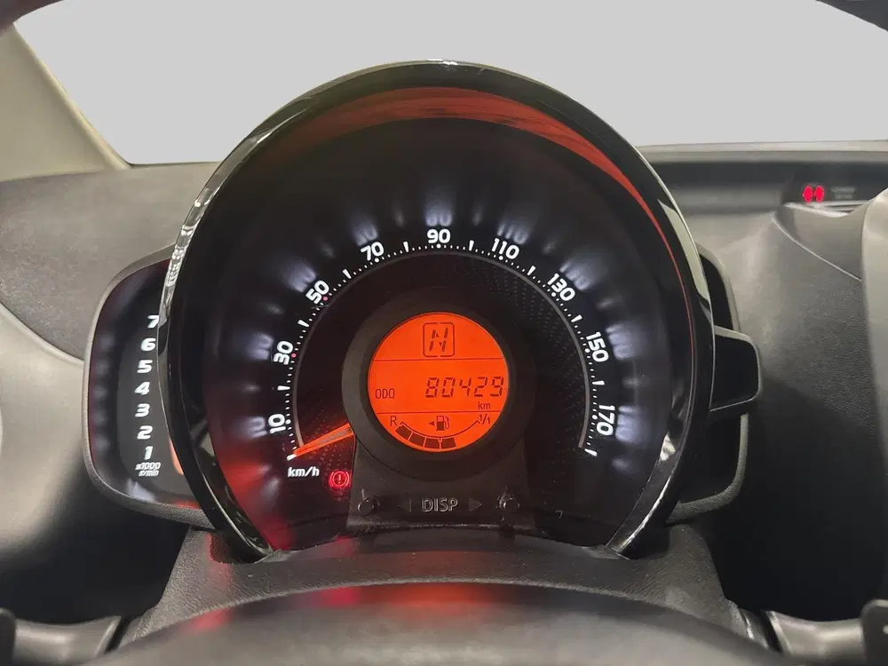 Toyota Aygo 1.0 VVT-i x-play uit 2020, foto 15
