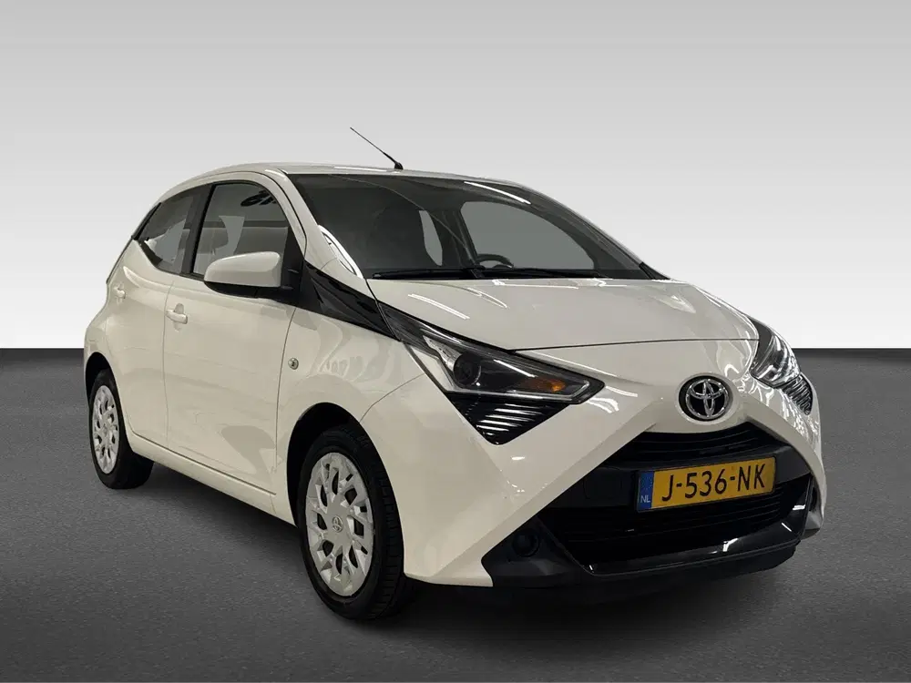 Toyota Aygo 1.0 VVT-i x-play uit 2020, foto 8