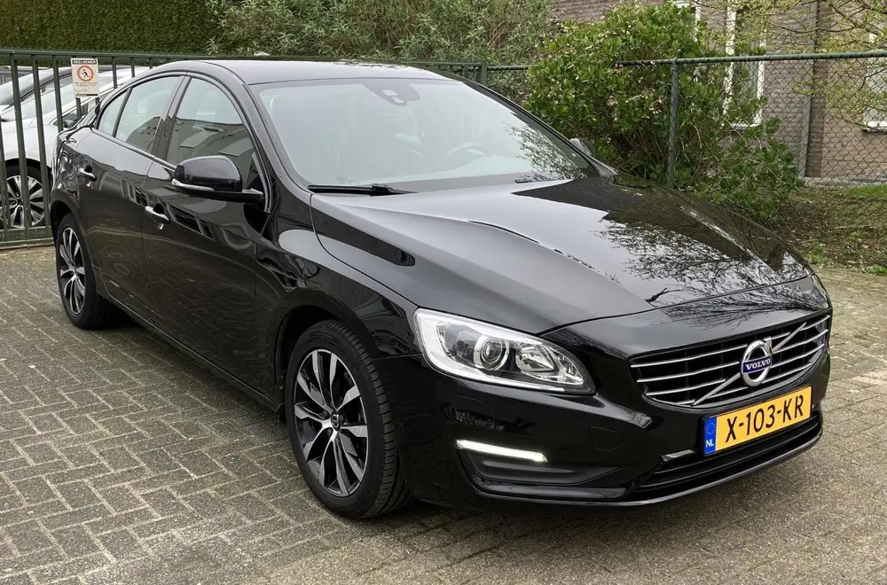 Volvo S60 Automaat Leder LM Navi uit 2019, foto 3