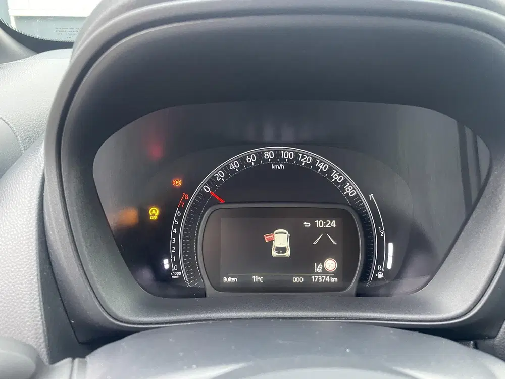 Toyota Aygo X 1.0 VVT-i MT Pulse uit 2023, foto 13