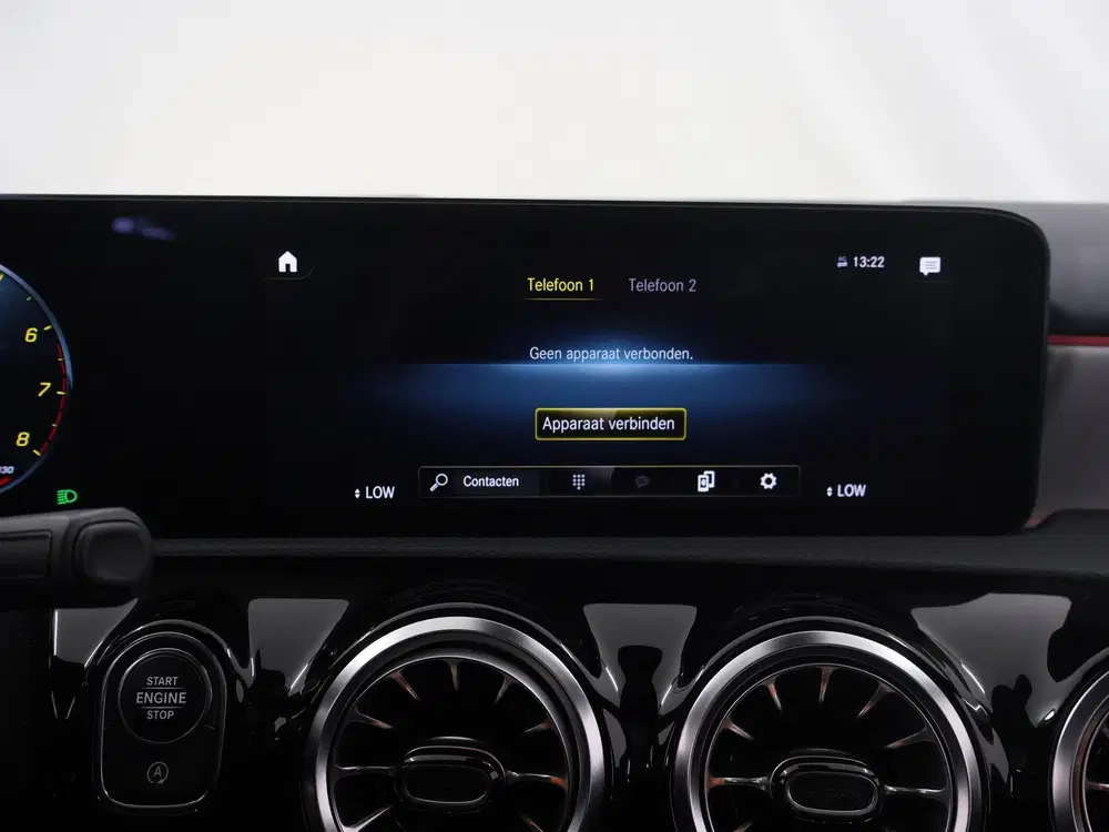 Mercedes-Benz A-Klasse 200 Business Solution AMG uit 2022, foto 15