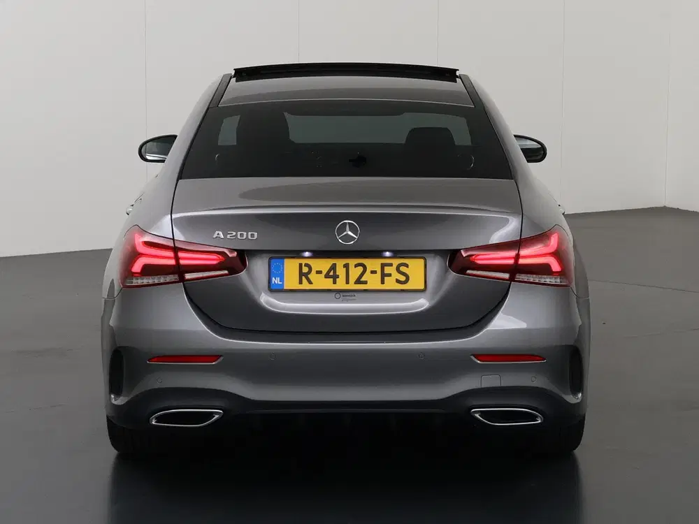 Mercedes-Benz A-Klasse 200 Business Solution AMG uit 2022, foto 4
