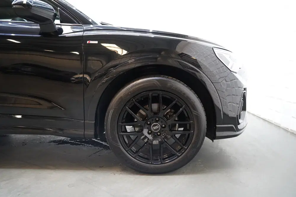 Audi Q3 35 TFSI S Line PANO VIRTUAL SFEER CAMERA uit 2019, foto 10