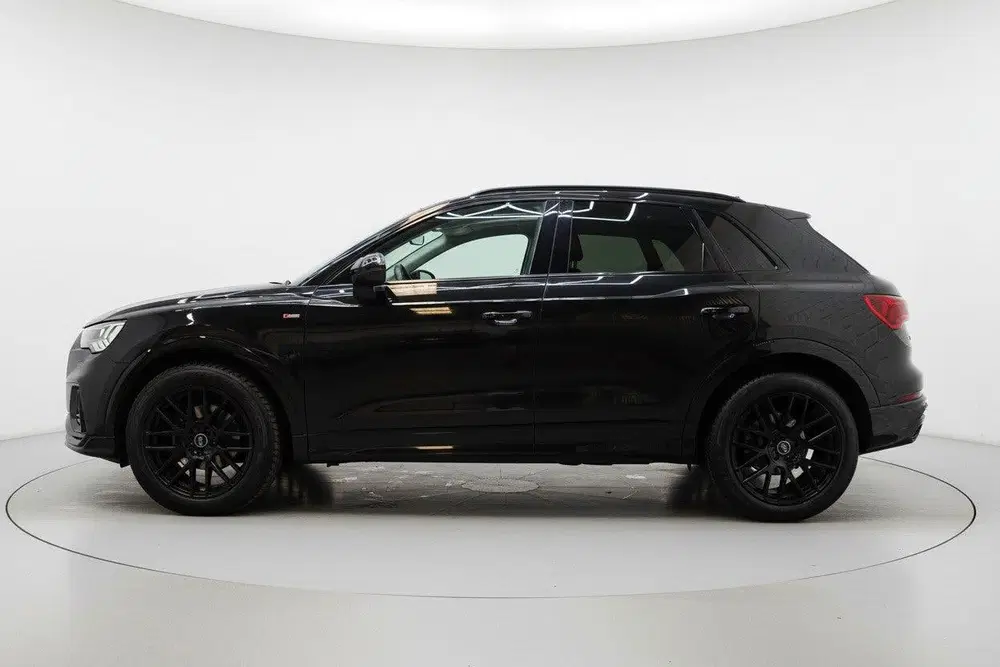 Audi Q3 35 TFSI S Line PANO VIRTUAL SFEER CAMERA uit 2019, foto 4