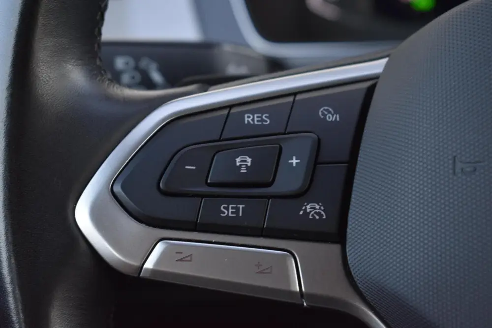 Volkswagen Passat Variant 1.5 TSI Business | Camera | Climat uit 2022, foto 16