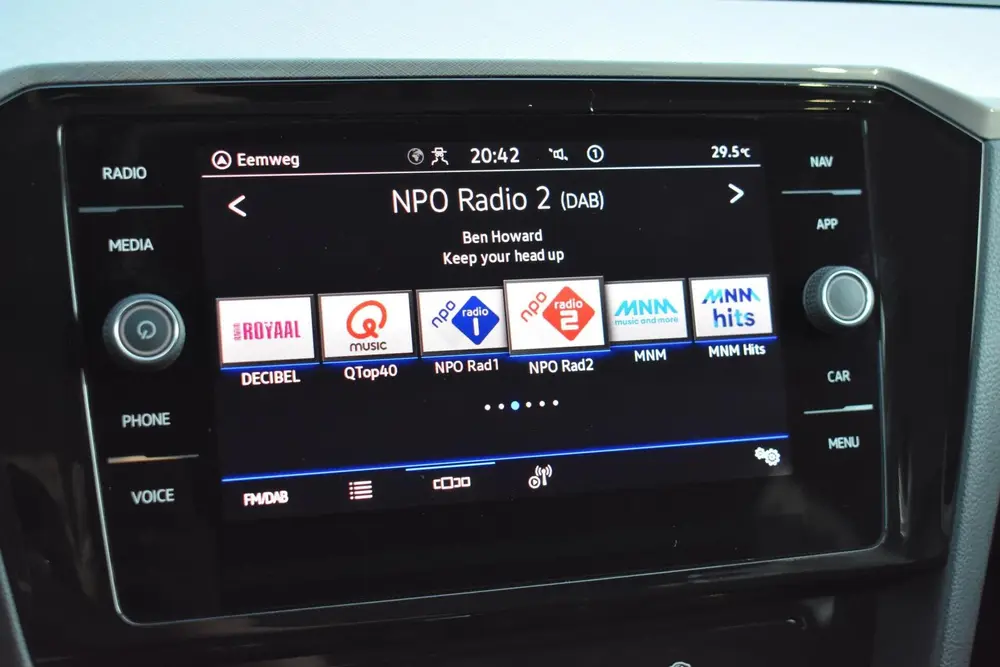 Volkswagen Passat Variant 1.5 TSI Business | Camera | Climat uit 2022, foto 19