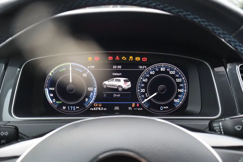 Volkswagen E-Golf E-DITION DIGI DASH CAMERA uit 2020, foto 15