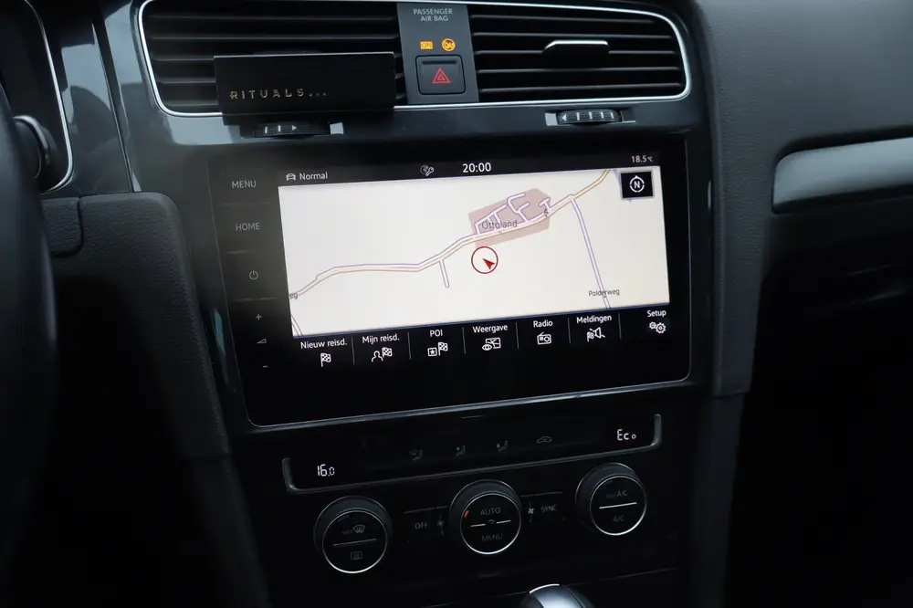 Volkswagen E-Golf E-DITION DIGI DASH CAMERA uit 2020, foto 19