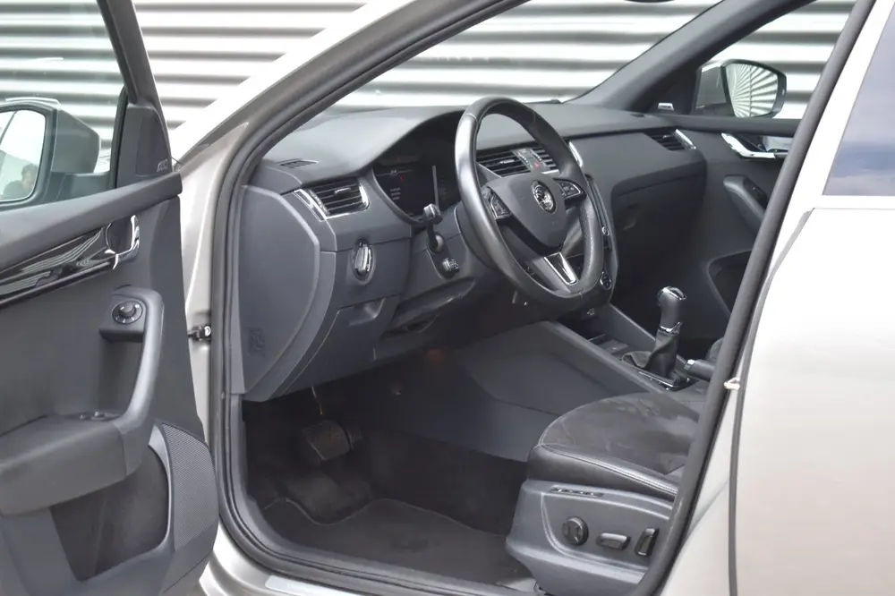 Skoda Octavia L&K 1.5 TSI 150-PK DSG uit 2019, foto 11