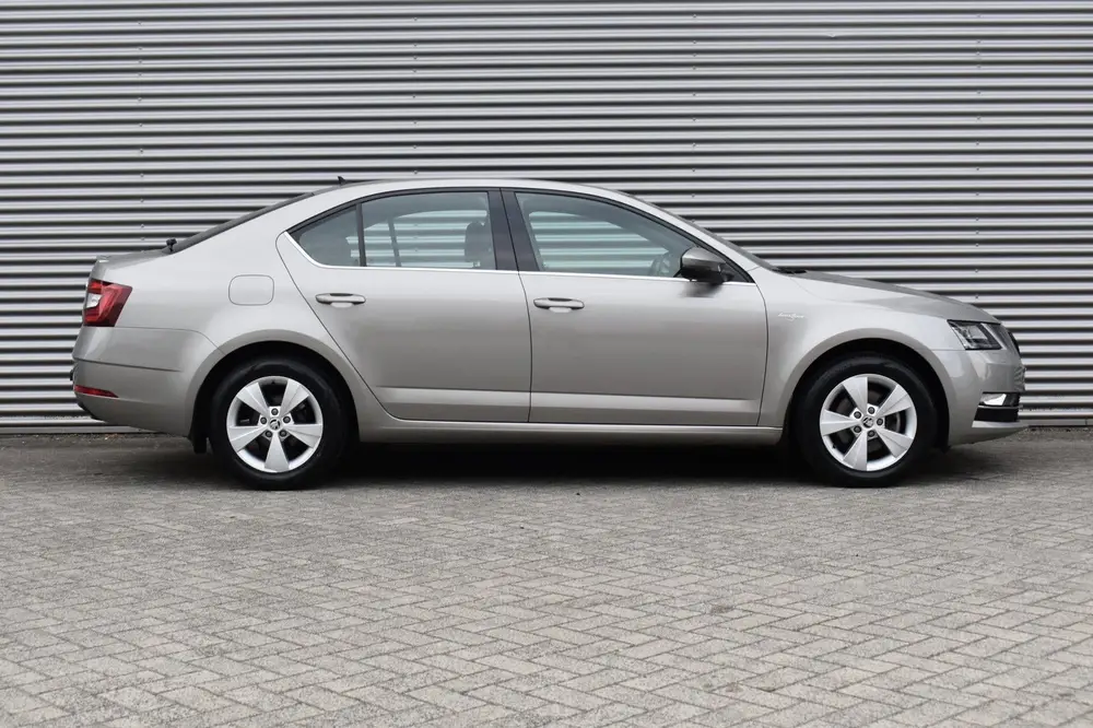 Skoda Octavia L&K 1.5 TSI 150-PK DSG uit 2019, foto 8