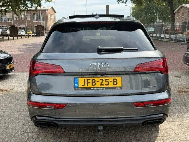 Audi Q5 50 TFSI e S Edition Pano Matrix Keyless AC uit 2021, foto 10