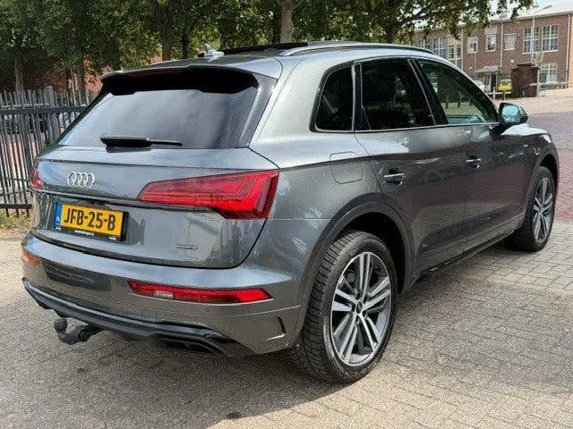 Audi Q5 50 TFSI e S Edition Pano Matrix Keyless AC uit 2021, foto 11