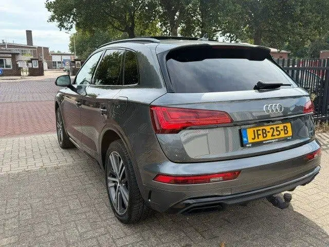 Audi Q5 50 TFSI e S Edition Pano Matrix Keyless AC uit 2021, foto 9