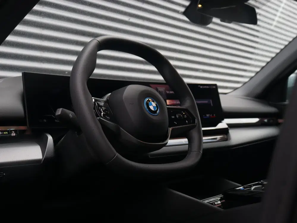 BMW i5 eDrive40 uit 2025, foto 8