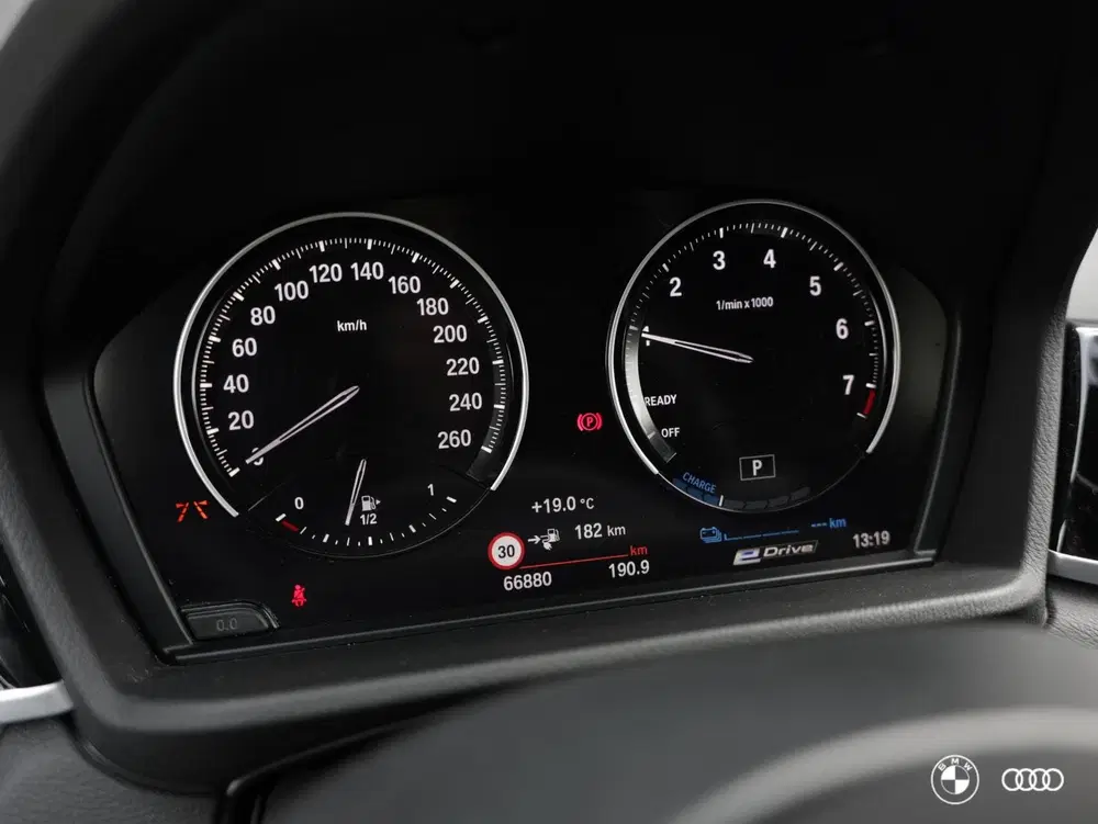BMW X1 xDr25e M SPORT uit 2022, foto 17